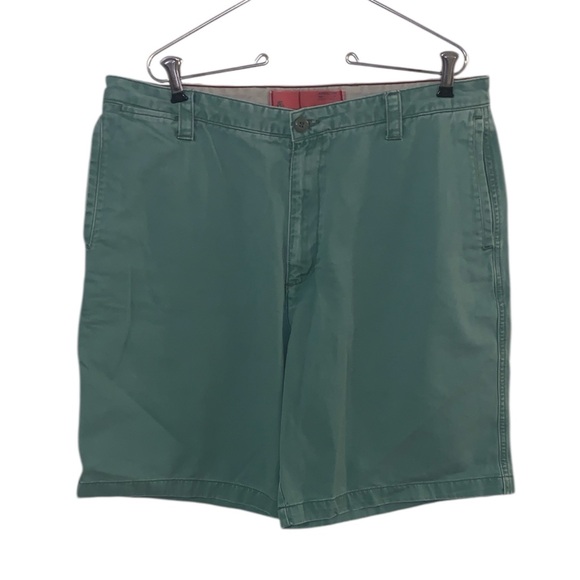 Arrow USA 100% Cotton Green Bermuda Khaki Mens Shorts Size 36 - Picture 1 of 3
